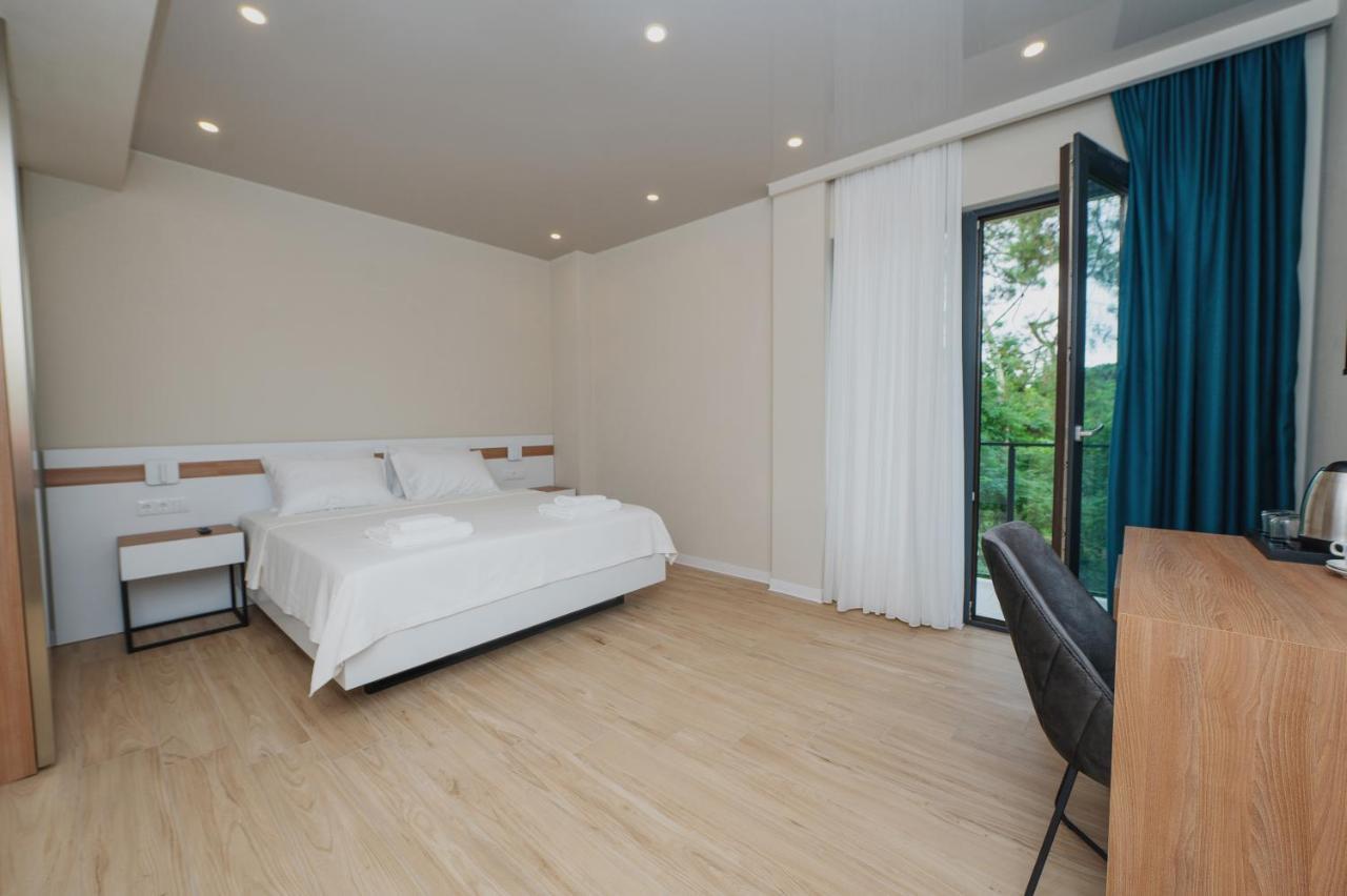 אורקי Ritsa Resort מראה חיצוני תמונה