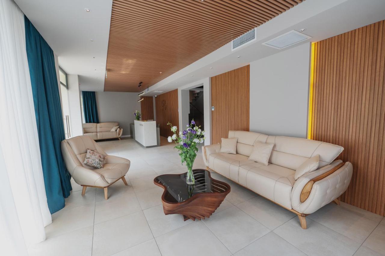 אורקי Ritsa Resort מראה חיצוני תמונה